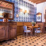 Hotel Du Lys