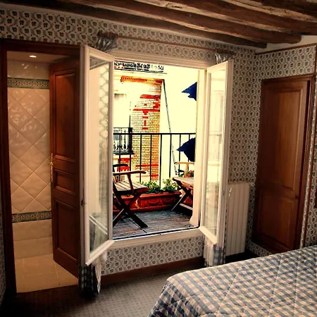 Hotel Du Lys